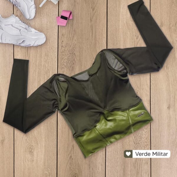 Top sheila verde militar