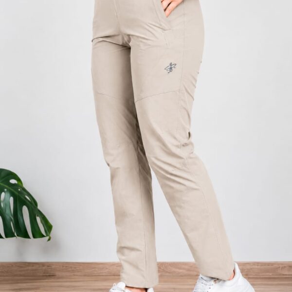 Jogger trekking beige (talla L)
